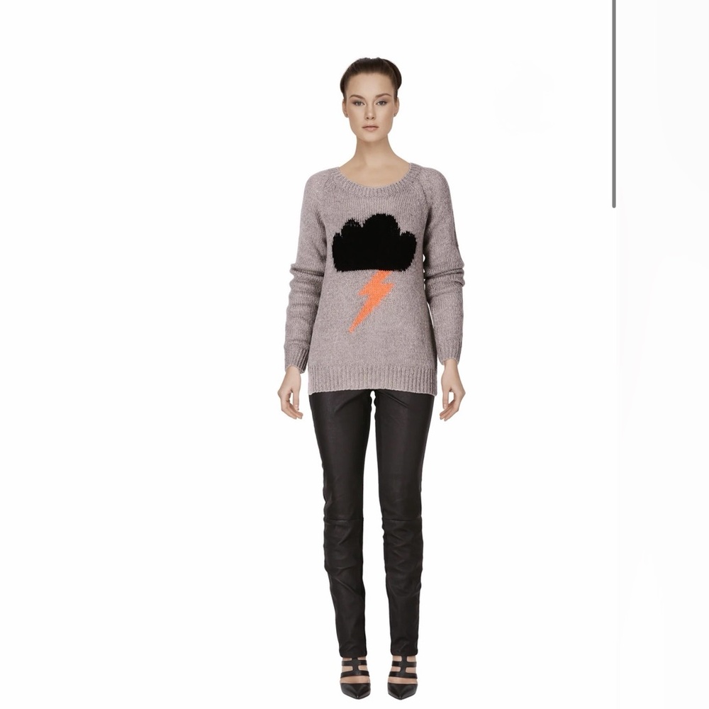 Elizabeth and James Lightning Bolt Graphic Knit Sweater Medium